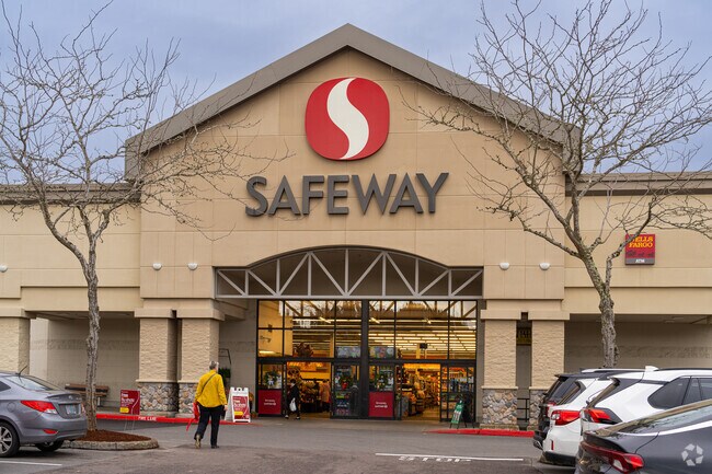 King City residents are only a short drive away from Safeway.