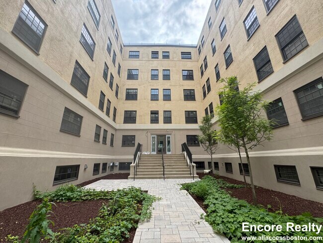 1172 Massachusetts Ave unit 208, Cambridge, MA 02138 - photo 2