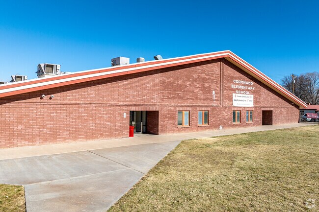 Coronado Elementary School has amazing afterschool programs.