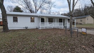 402 Hickory St, Noel, MO 64854