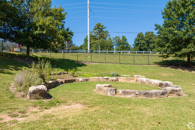 The International Academy of Mableton offers various extracurriculars.