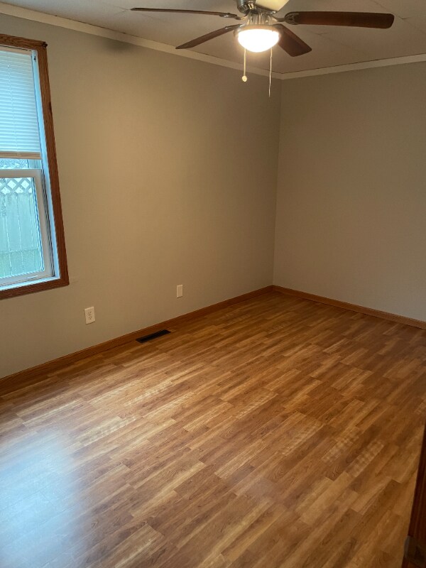 917 Liberty St, La Crosse, WI 54603 - photo 6