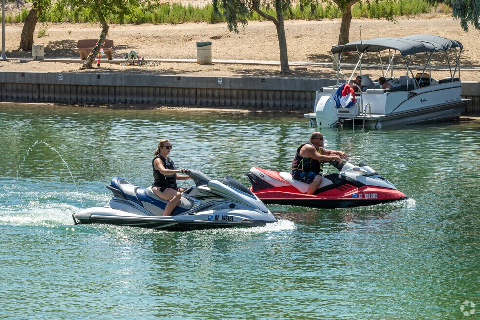 NH_Crystal Beach_550809_P2_V1_MD_062724