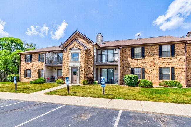 Cedar Ridge, Indianapolis, IN 46235 - photo 4