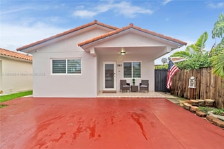 980 W 43rd Place, Hialeah, FL 33012