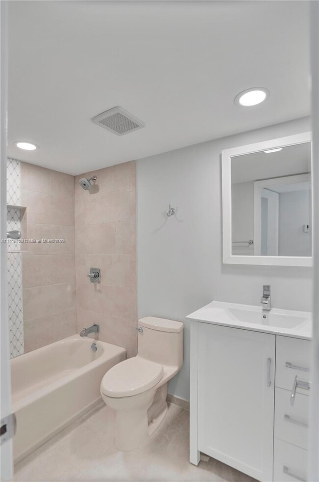 6020 NW 64th Ave Unit 110, Tamarac, FL 33319