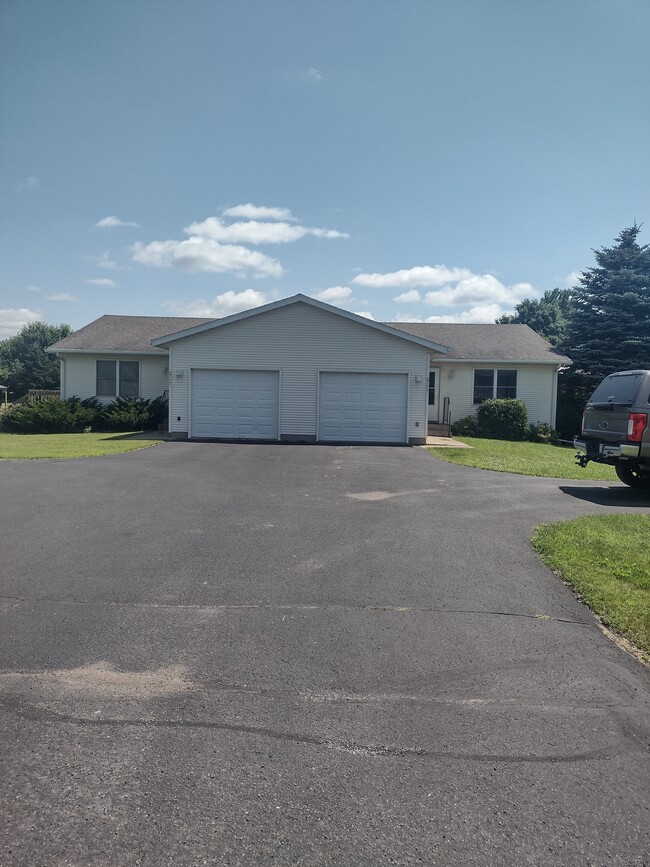 8715 141st St Unit 8715, Chippewa Falls, WI 54729