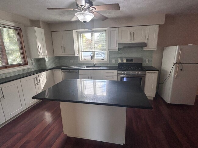 60 Homer Ave unit 1, Cambridge, MA 02138 - photo 2