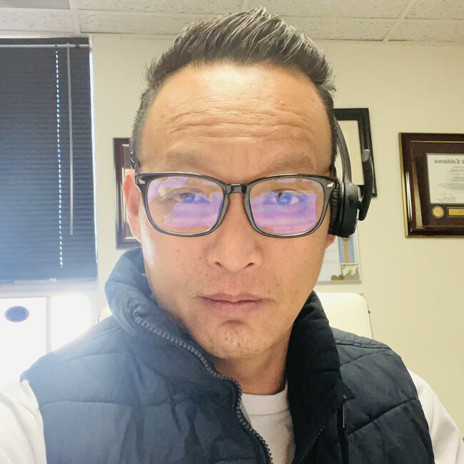 Agent Photo