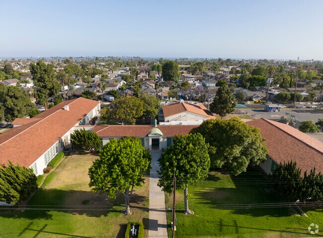 Fremont Elementary School has a tree-covered courtyard perfect for recess.