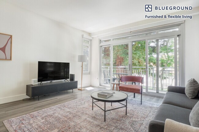 2400 W El Camino Real unit FL3-ID1417, Mountain View, CA 94040 - photo 4