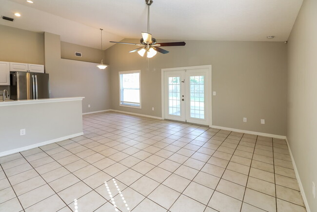 1509 Sakonnet Ct, Brandon, FL 33511 - photo 3