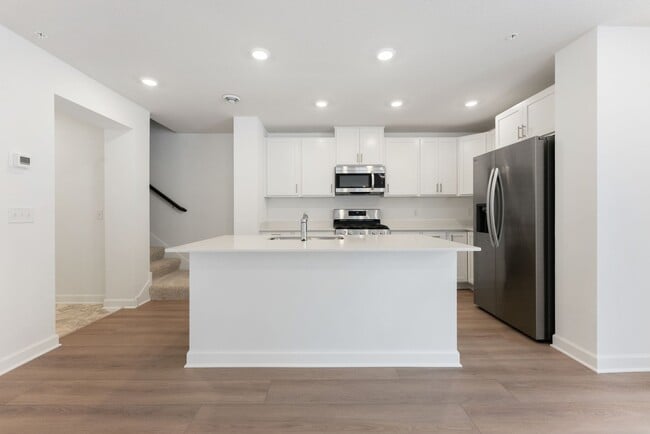 3019 Hemlock St, Little Canada, MN 55117 - photo 7