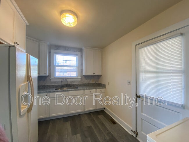 715 Lafayette St, Williamsburg, VA 23185 - photo 4