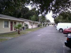 5611 1st St, Zephyrhills, FL 33542