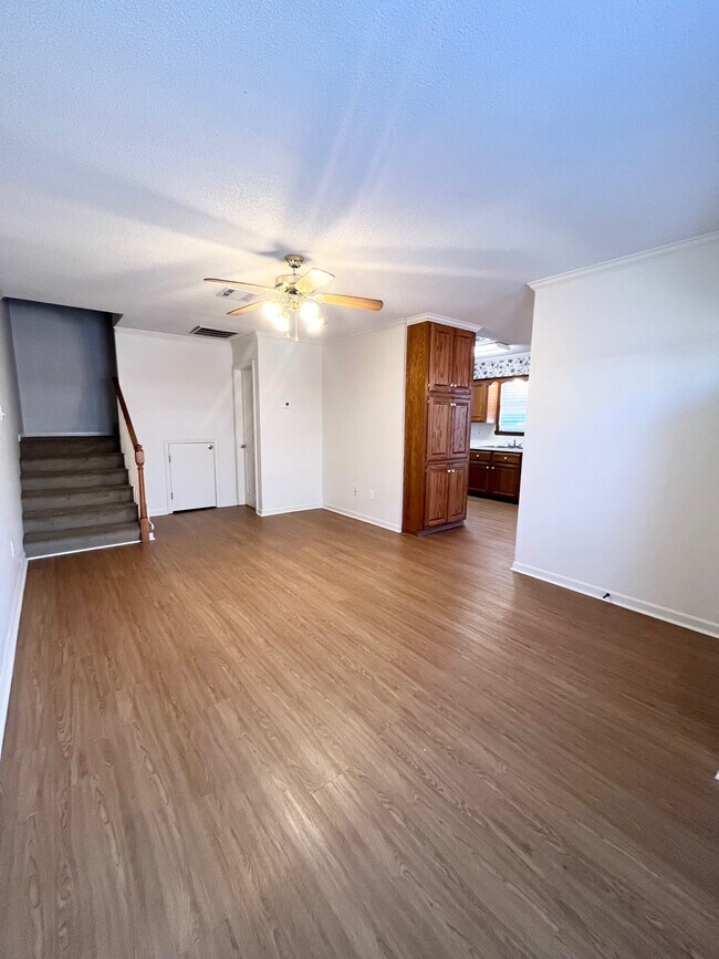 122 Mall Cir, Houma, LA 70364