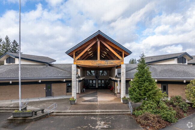 Snoqualmie Middle School entrance.