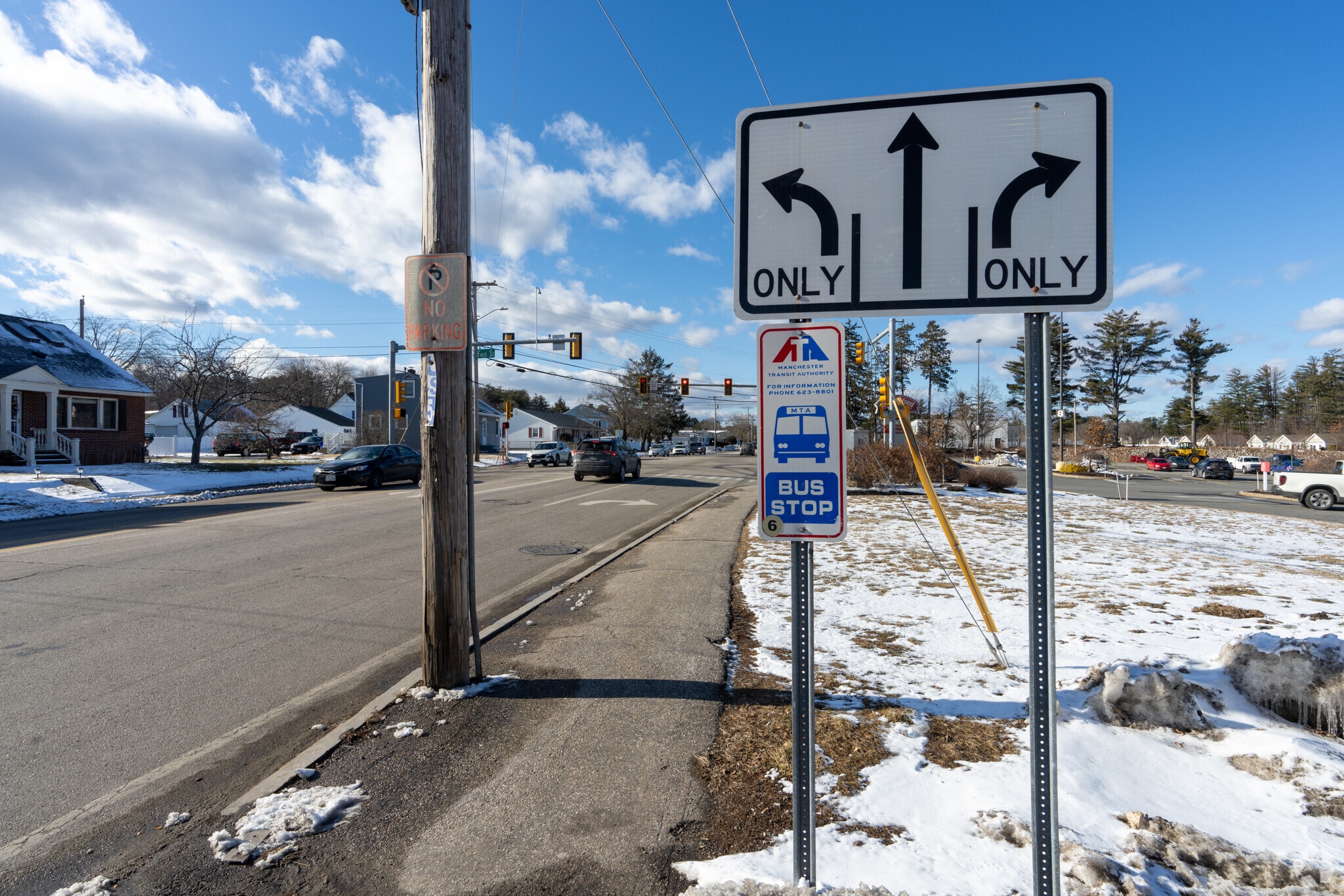 The Manchester Transit Authority bus route travels directly through Pinardville.