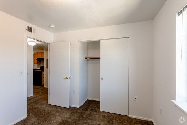 Prairie View Apartments, Cheyenne, WY 82001 - photo 4