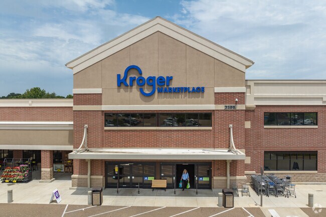 Kroger Marketplace offers groceries as well as home goods and electronics.