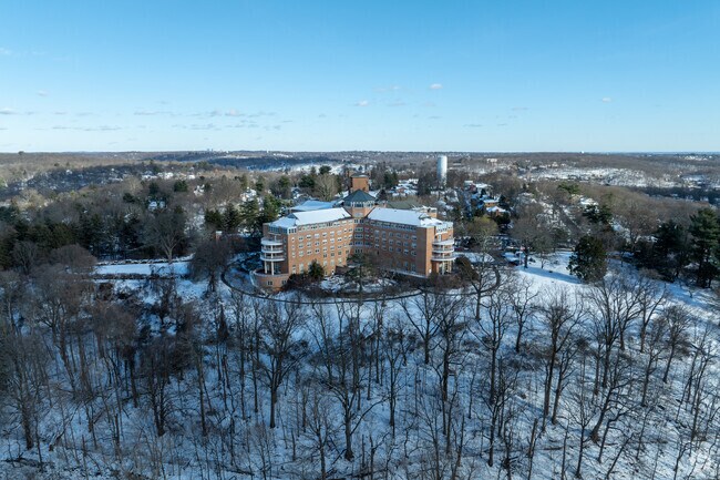 Hudson Lab School welcomes your child and prepares them for high school.