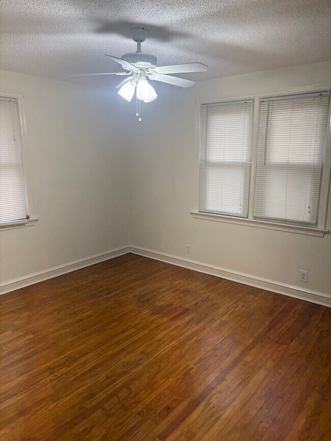 644 Rosenthal Ave, Gibbstown, NJ 08027 - photo 5