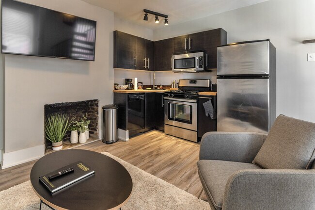 1470 Goetz Aly unit ID1056063P, Cincinnati, OH 45202 - photo 2