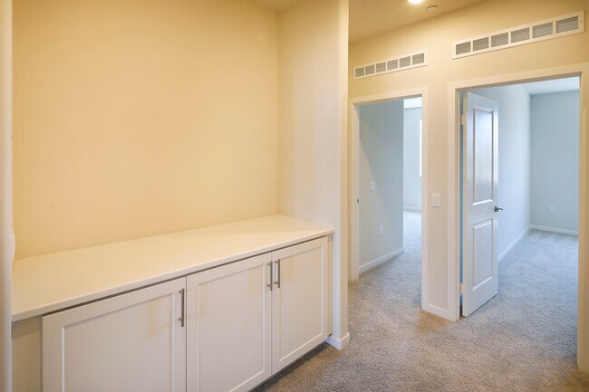 9893 Crossbay Loop unit 36582927, Jurupa Valley, CA 92509 - photo 5