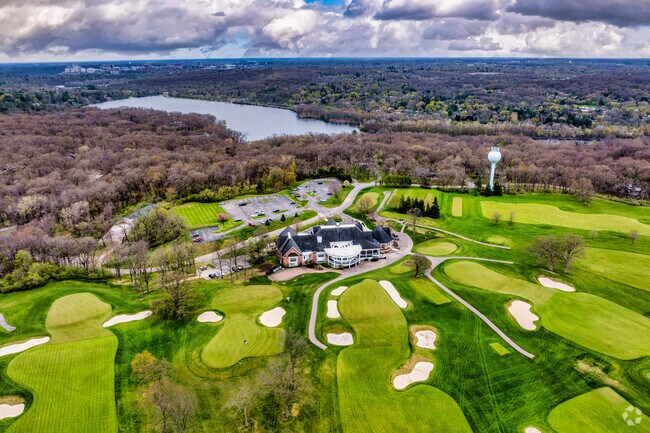 The Barton Hills Country Club overlooks the Huron River.