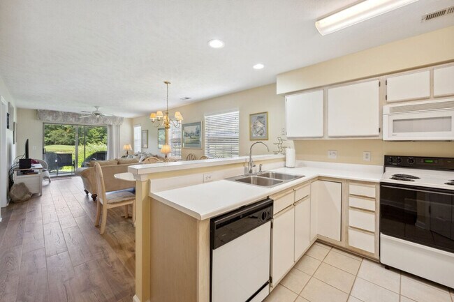 22 Greenbriar Ave unit ID1253400P, Pawleys Island, SC 29585 - photo 5