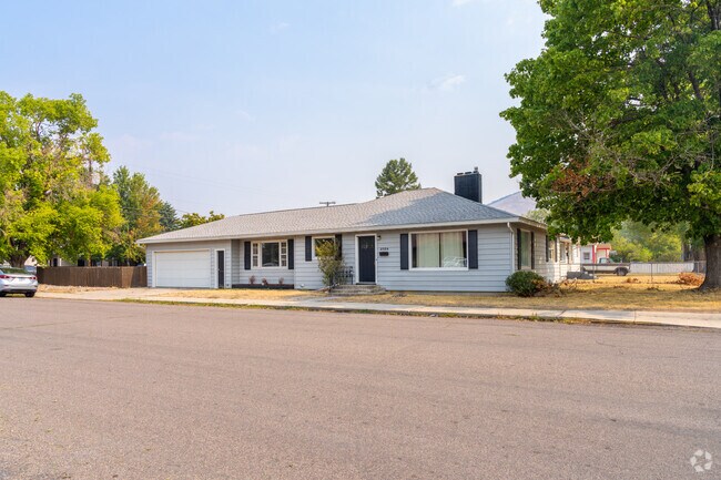 Ranch style homes are common within the Rose Park neighborhood.