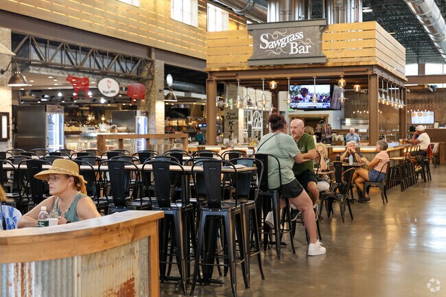 Village of Osceola Hills diners have an indoor foodcourt at Sawgrass Cove.