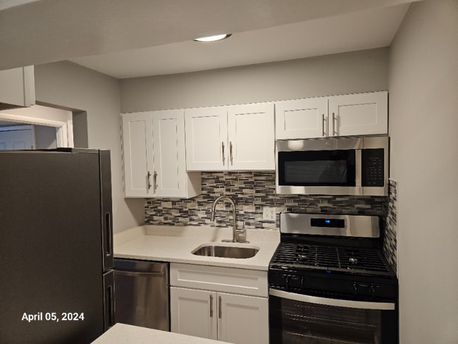 522 Wilson Bridge Dr unit A2, Oxon Hill, MD 20745 - photo 3