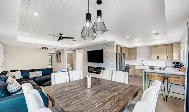 2411 Avenue C unit ID1366638P, Bradenton Beach, FL 34217 - photo 3