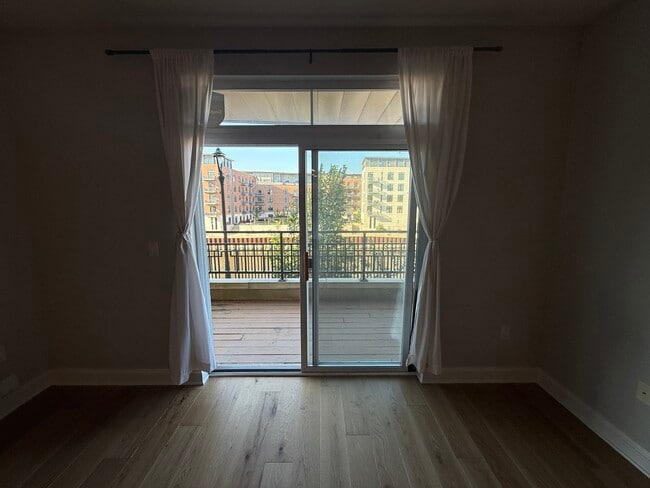 1925 N Water St unit 104, Milwaukee, WI 53202 - photo 3