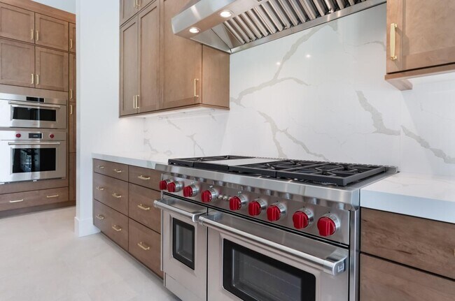 313 Talon Heights St, Las Vegas, NV 89138 - photo 4