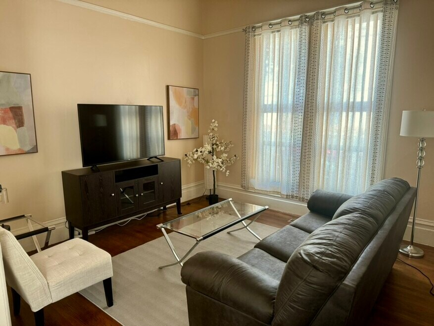 1231 E 19th St unit E. 19th St., Oakland, CA 94606 - photo 1