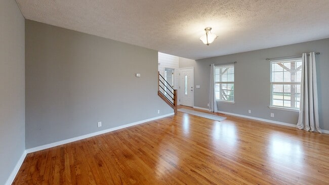 8508 Old Harding Ln, Nashville, TN 37221 - photo 3