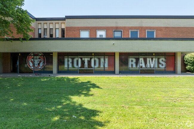 Roton Middle School is conveniently located on Highland Avenue in Norwalk.