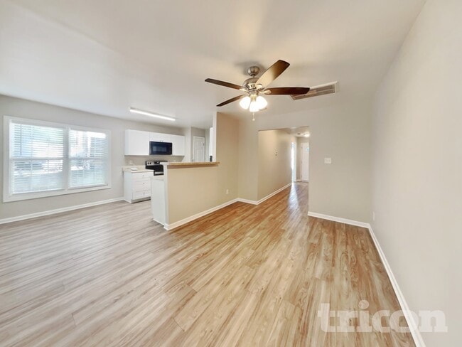 128 Randolph Dr, Clayton, NC 27520 - photo 2