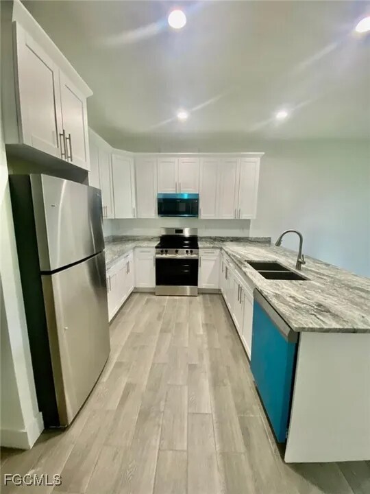 5427 Centennial Blvd, Lehigh Acres, FL 33971 - photo 4