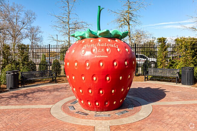 Ponchatoula celebrates its agricultural heritage with its popular Strawberry Festival.