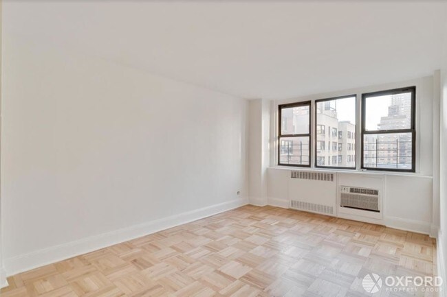 440 E 79th St unit 14F, New York, NY 10075 - photo 2