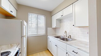 2275 Warren Rd, Lakewood, OH 44107