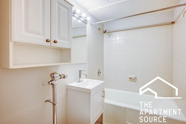 4874 N Magnolia Ave unit B, Chicago, IL 60640 - photo 5