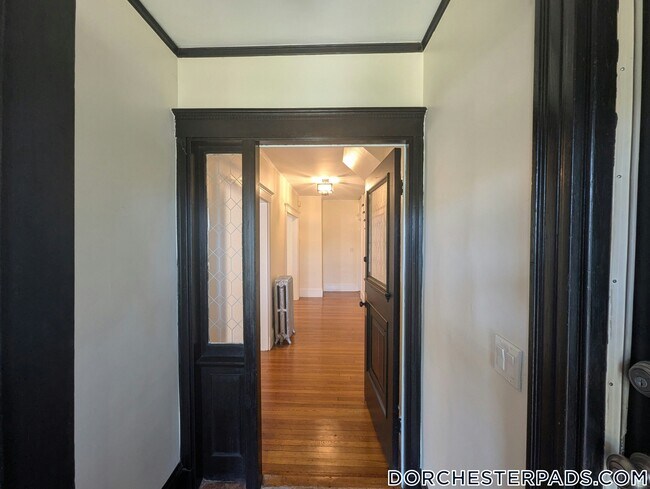 27 Bourneside St unit 1, Dorchester Center, MA 02124 - photo 7