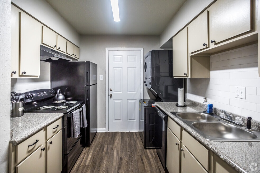 Getwell Pointe Apartments