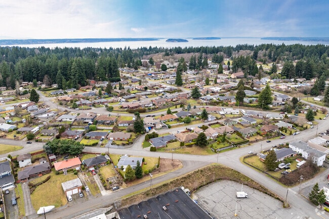 South Forest Park is located close to Puget Sound in Everett.