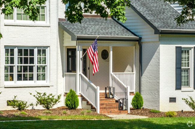 The homes in the Montibello neighborhood have well manicured lawns.