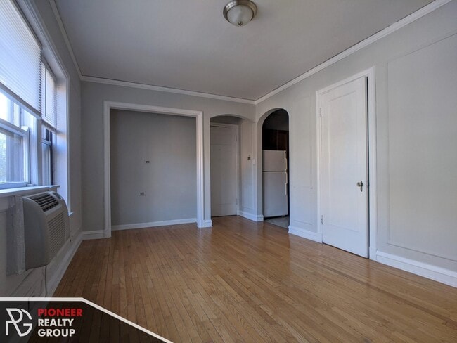 833 W Wolfram St unit 837-310, Chicago, IL 60657 - photo 3